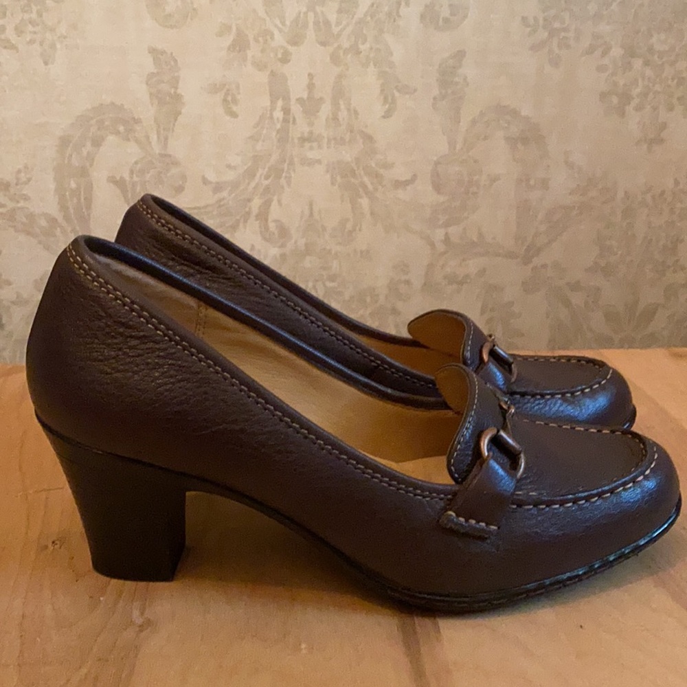 Softspots Brown High Heel Shoe, Size: 8 - Picture 2 of 12